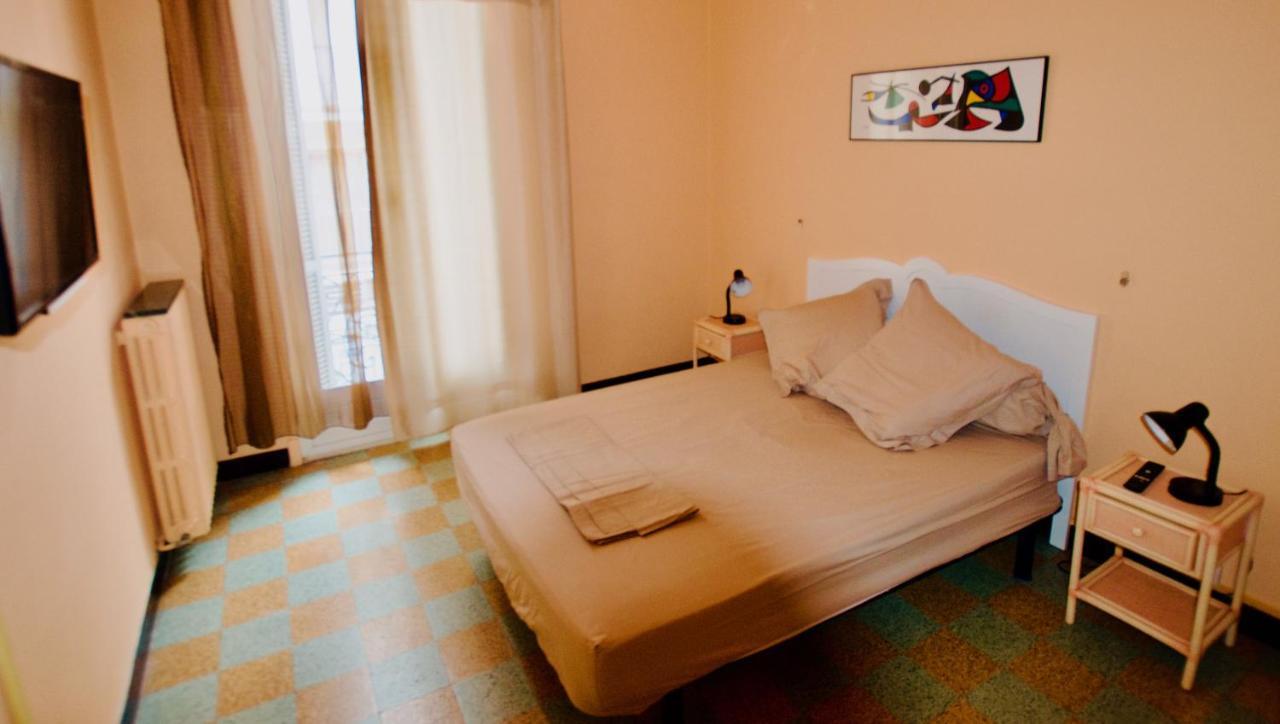 Appartement 2 Les Clematites ม็องตง ภายนอก รูปภาพ